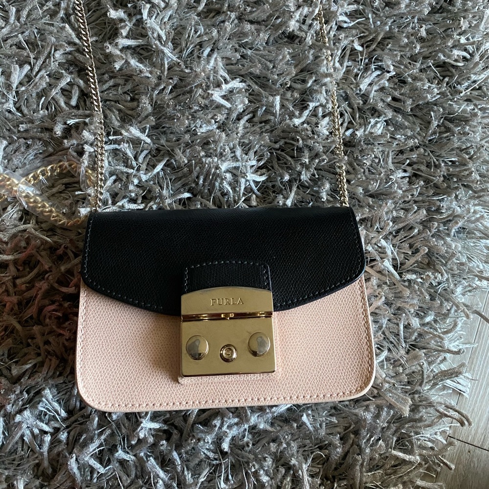 Furla Metropolis